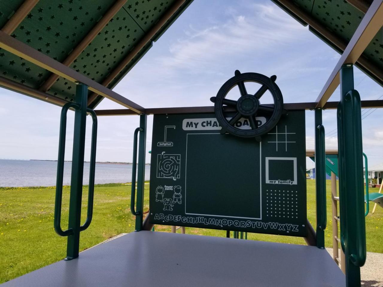 蓝云杉小木屋旅舍 Hampton 外观 照片