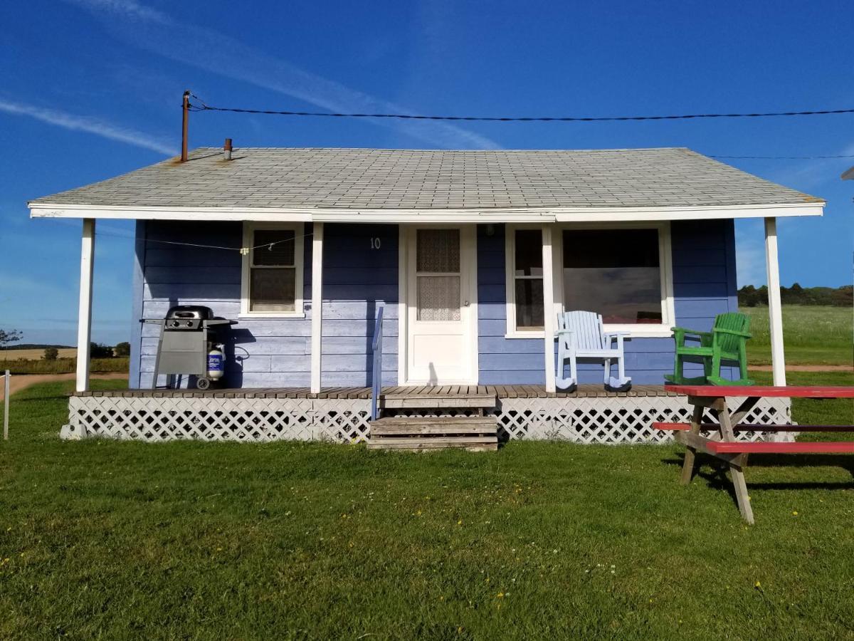 蓝云杉小木屋旅舍 Hampton 外观 照片